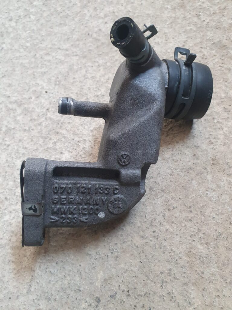 Koleno vodné VW Touareg 2.5 tdi, 128kw