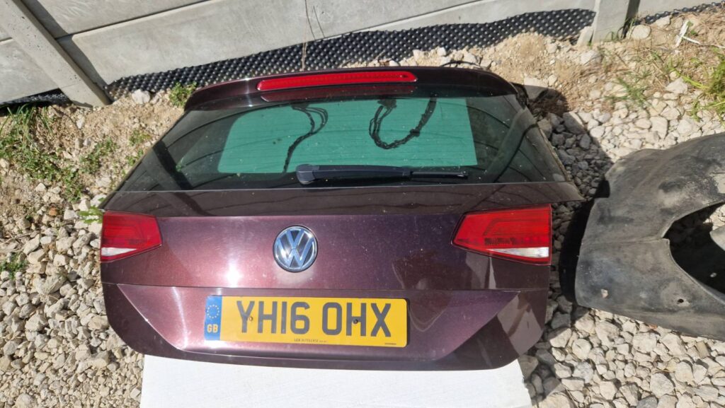Kufor VW Passat b8