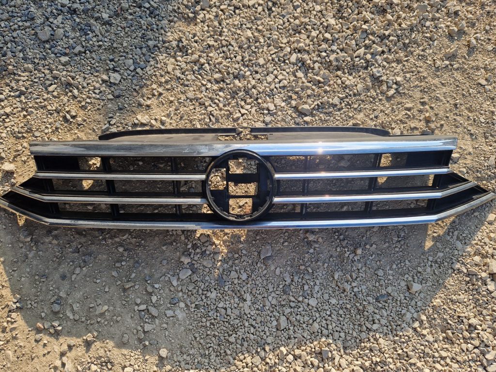 Maska Volkswagen Passat B8 facelift, 2019+