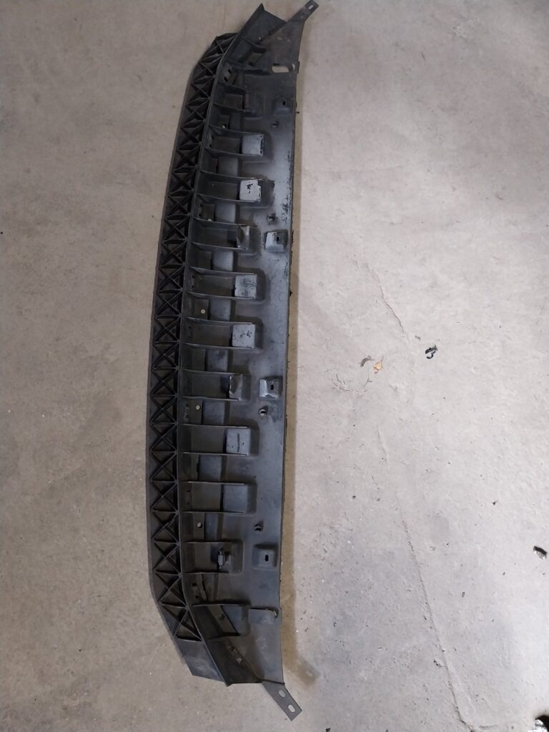 Spodná časť nárazníka Škoda Octavia 3
